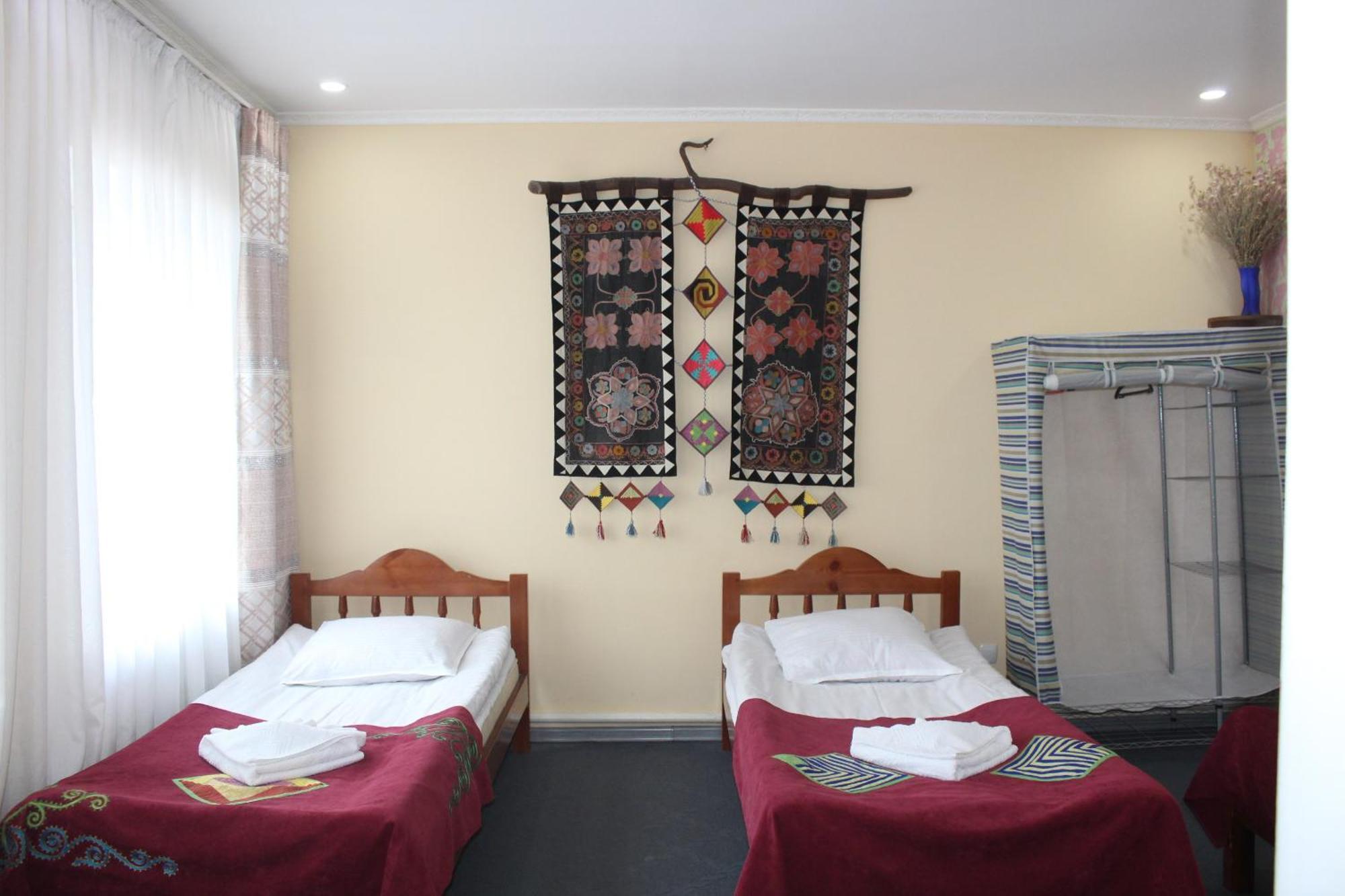 Guest House Emily Bokonbayevo Exterior photo